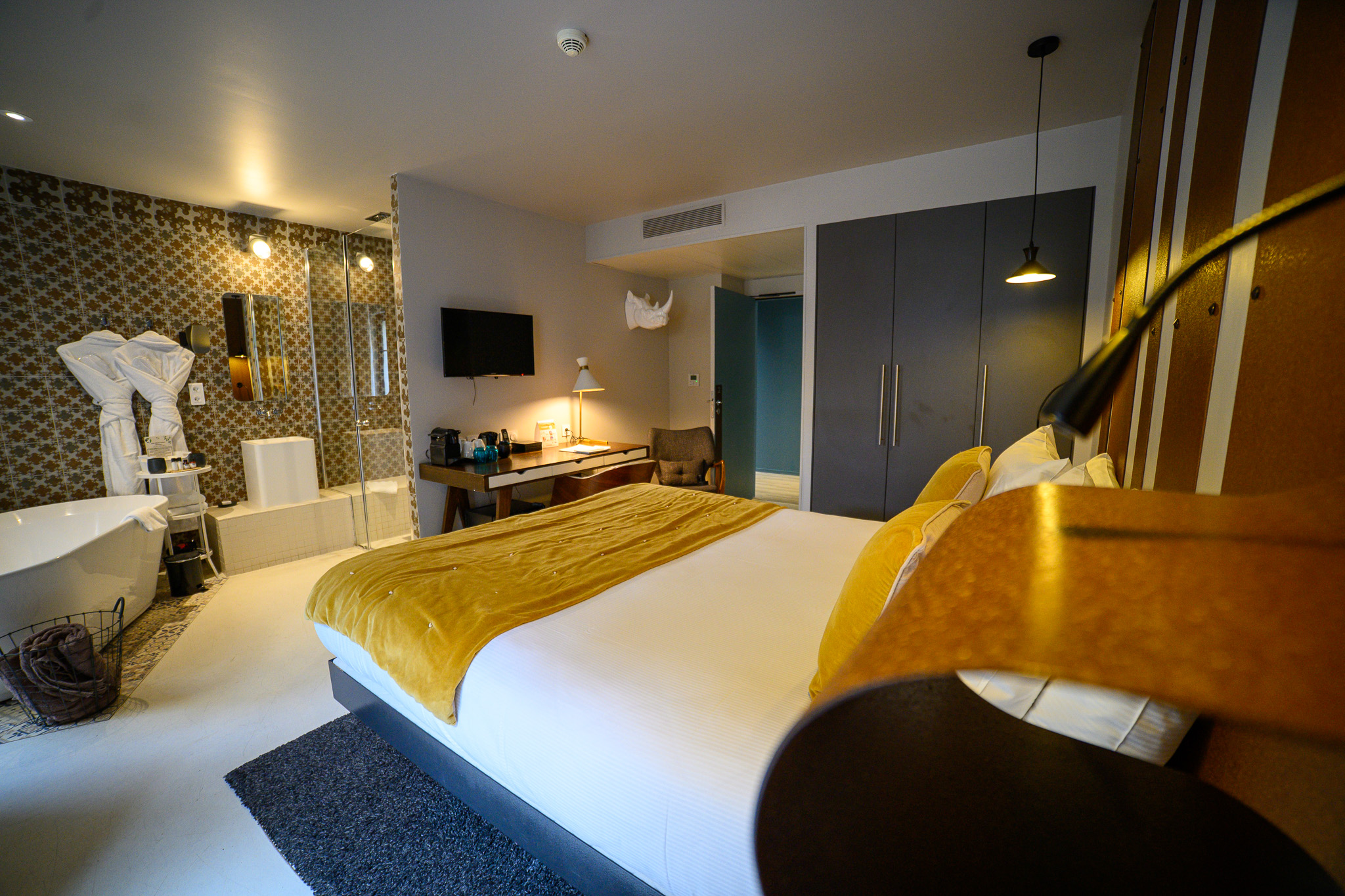 Chambre Supérieure avec jacuzzi privatif Hôtel Pont-Levis Carcassonne